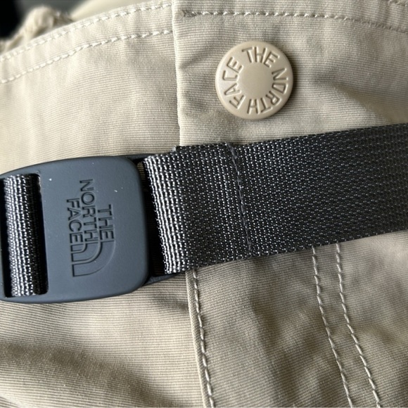 The North Face Paramount Trail convertible pants cargo excellent  tan Size XL - Picture 6 of 13